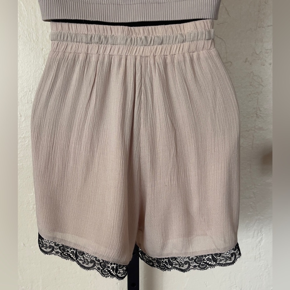 Celesta Tan & Black Laced Trim Shorts - Picture 2 of 8